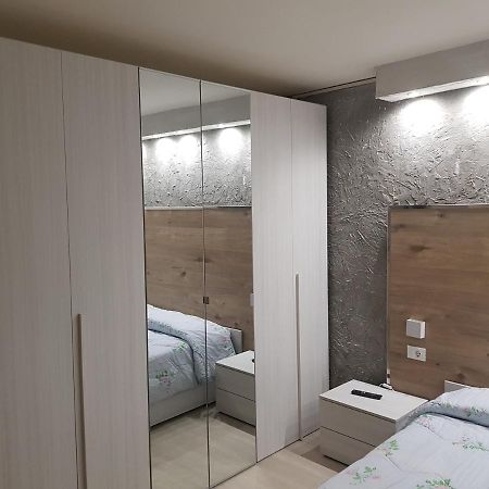Massaro Apartments Via Bramante Pescara Kültér fotó
