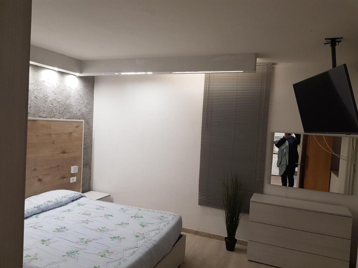 Massaro Apartments Via Bramante Pescara Kültér fotó
